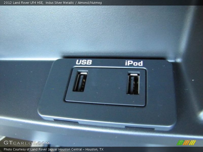 Indus Silver Metallic / Almond/Nutmeg 2012 Land Rover LR4 HSE