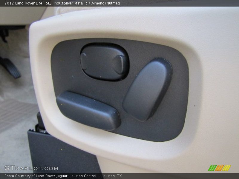 Controls of 2012 LR4 HSE