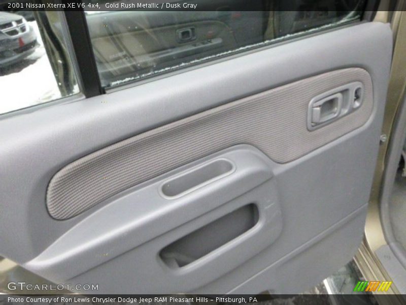 Gold Rush Metallic / Dusk Gray 2001 Nissan Xterra XE V6 4x4