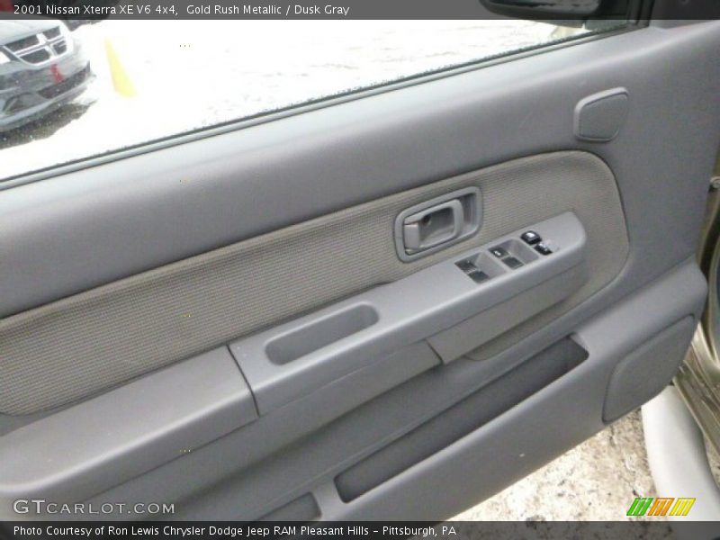 Gold Rush Metallic / Dusk Gray 2001 Nissan Xterra XE V6 4x4
