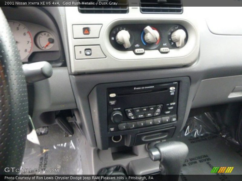 Gold Rush Metallic / Dusk Gray 2001 Nissan Xterra XE V6 4x4