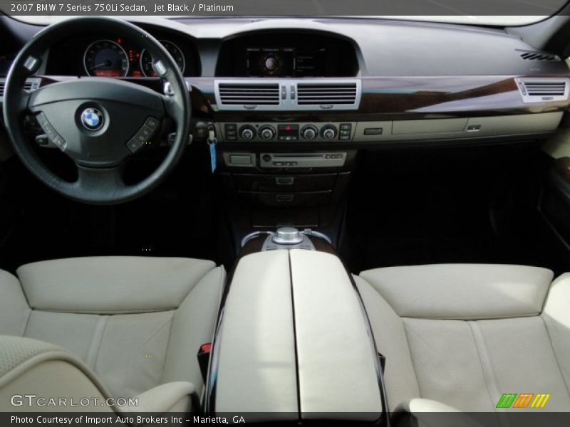 Dashboard of 2007 7 Series 750Li Sedan