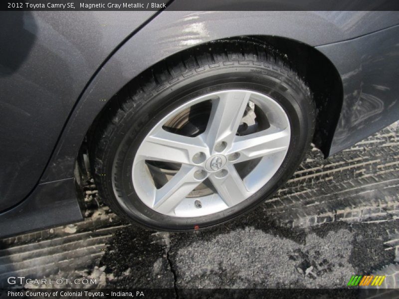 Magnetic Gray Metallic / Black 2012 Toyota Camry SE