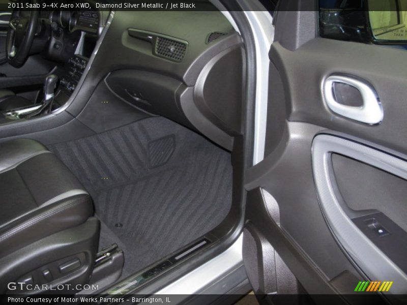 Diamond Silver Metallic / Jet Black 2011 Saab 9-4X Aero XWD