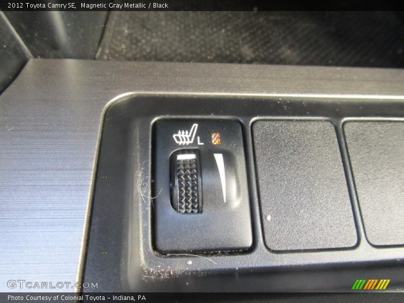 Magnetic Gray Metallic / Black 2012 Toyota Camry SE