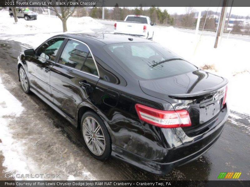 Black / Dark Charcoal 2011 Toyota Camry LE V6