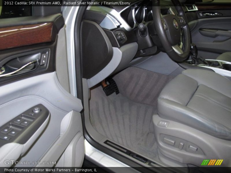 Radiant Silver Metallic / Titanium/Ebony 2012 Cadillac SRX Premium AWD