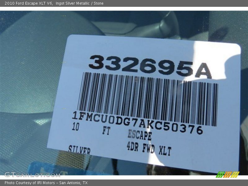Ingot Silver Metallic / Stone 2010 Ford Escape XLT V6