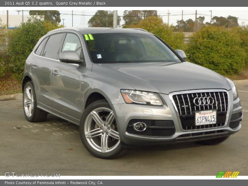 Quartz Grey Metallic / Black 2011 Audi Q5 3.2 quattro