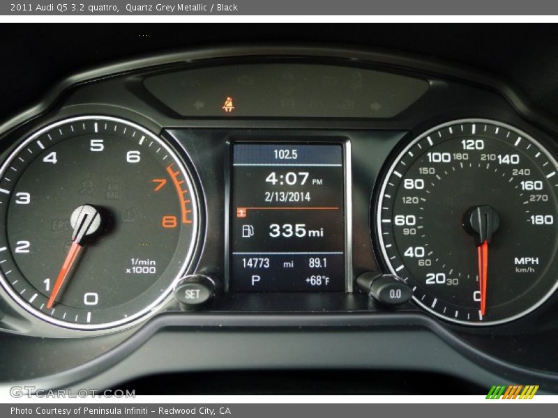 Quartz Grey Metallic / Black 2011 Audi Q5 3.2 quattro