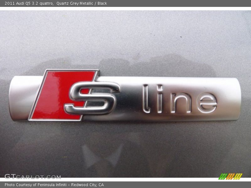 Quartz Grey Metallic / Black 2011 Audi Q5 3.2 quattro