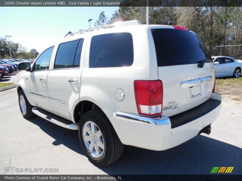 Cool Vanilla / Light Graystone 2008 Chrysler Aspen Limited 4WD
