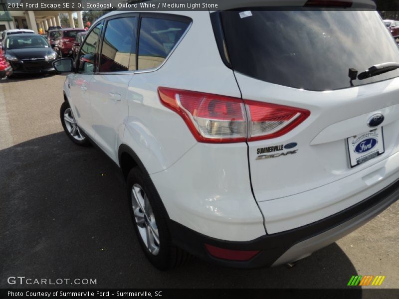 Oxford White / Medium Light Stone 2014 Ford Escape SE 2.0L EcoBoost
