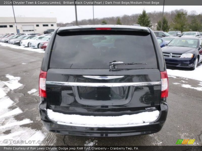 Brilliant Black Crystal Pearl / Dark Frost Beige/Medium Frost Beige 2014 Chrysler Town & Country Limited