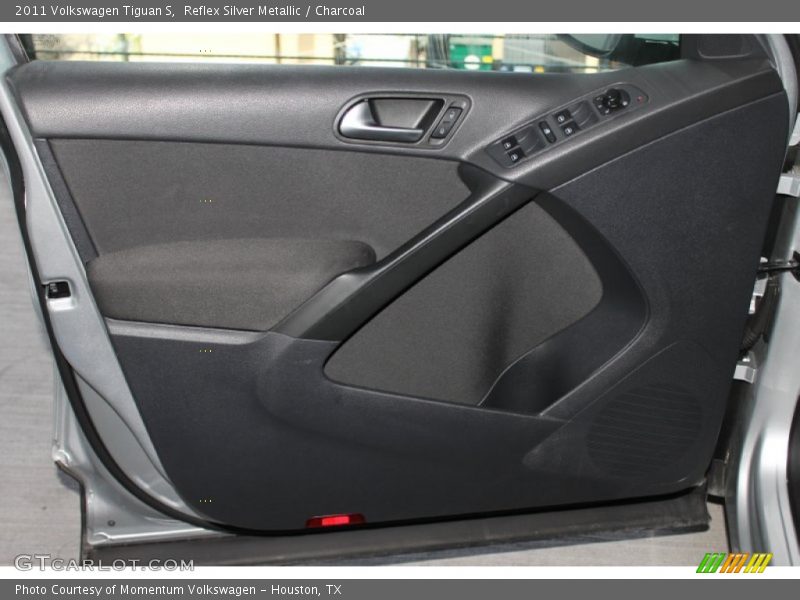 Reflex Silver Metallic / Charcoal 2011 Volkswagen Tiguan S