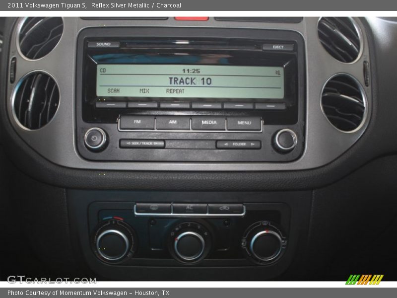 Reflex Silver Metallic / Charcoal 2011 Volkswagen Tiguan S