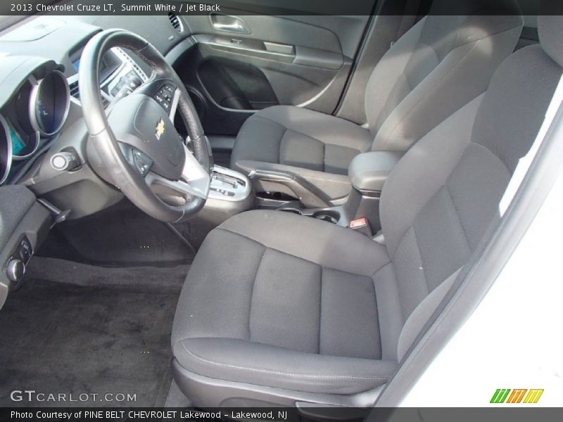 Summit White / Jet Black 2013 Chevrolet Cruze LT