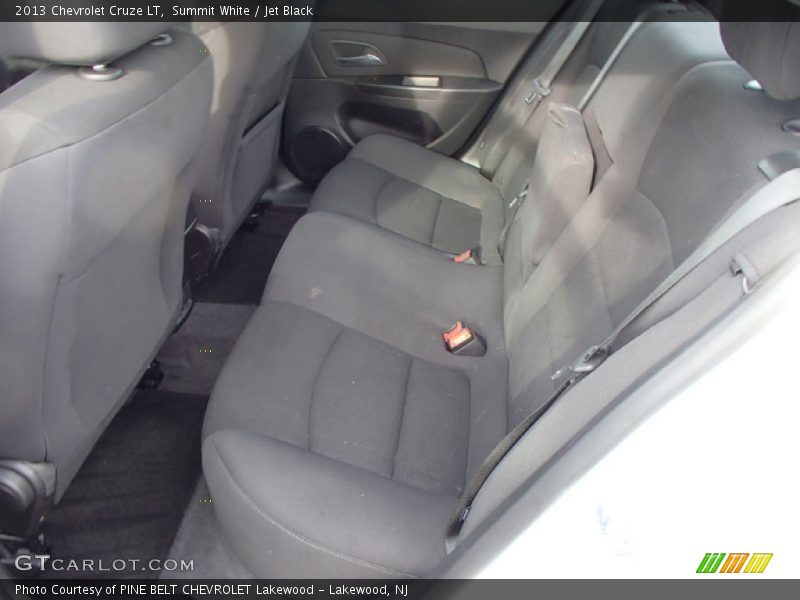 Summit White / Jet Black 2013 Chevrolet Cruze LT