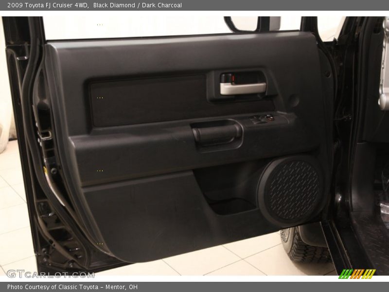 Black Diamond / Dark Charcoal 2009 Toyota FJ Cruiser 4WD