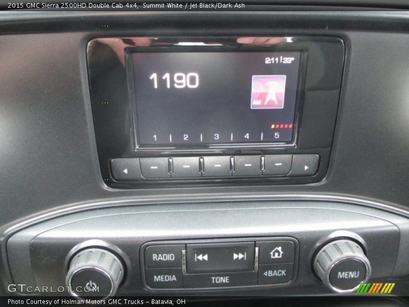 Controls of 2015 Sierra 2500HD Double Cab 4x4