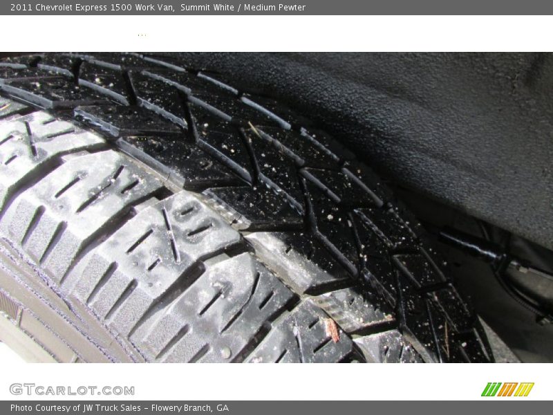 Summit White / Medium Pewter 2011 Chevrolet Express 1500 Work Van