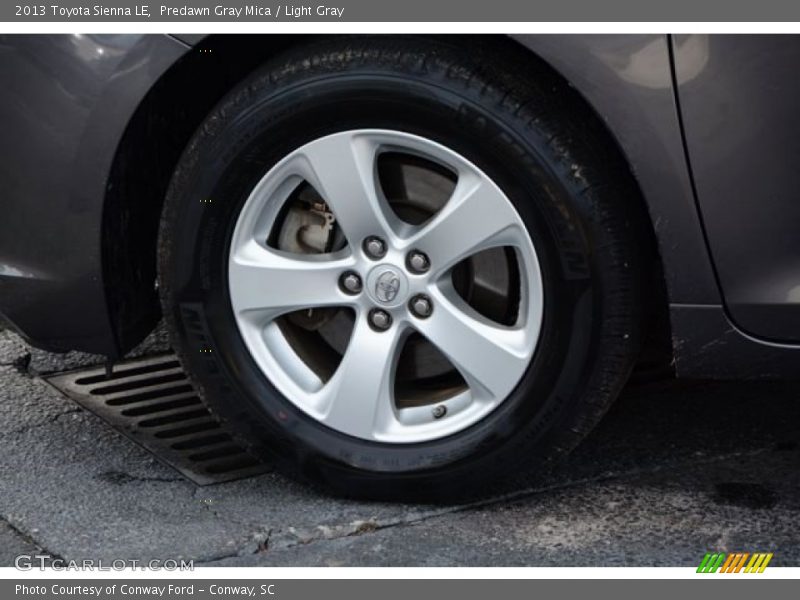 Predawn Gray Mica / Light Gray 2013 Toyota Sienna LE