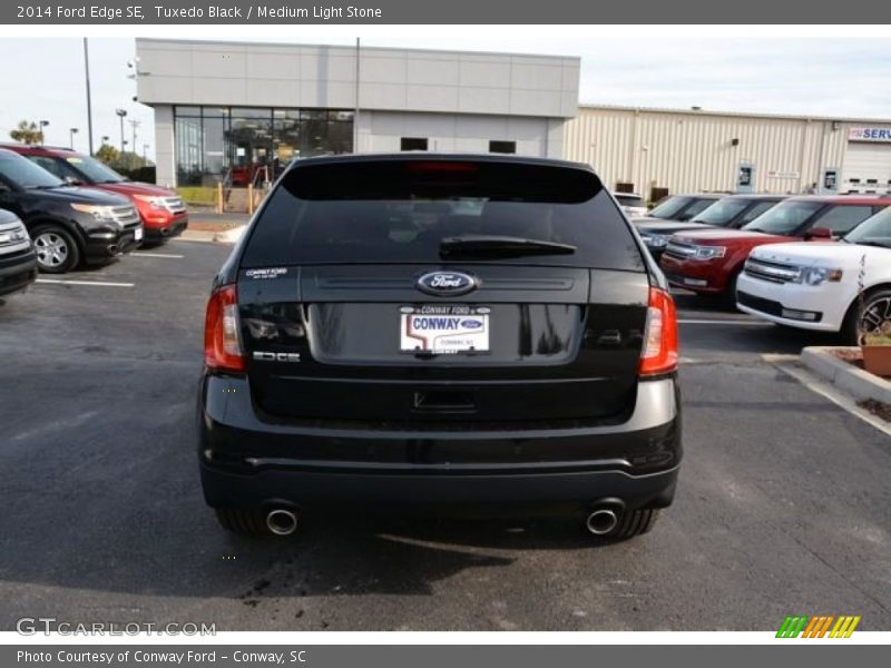 Tuxedo Black / Medium Light Stone 2014 Ford Edge SE