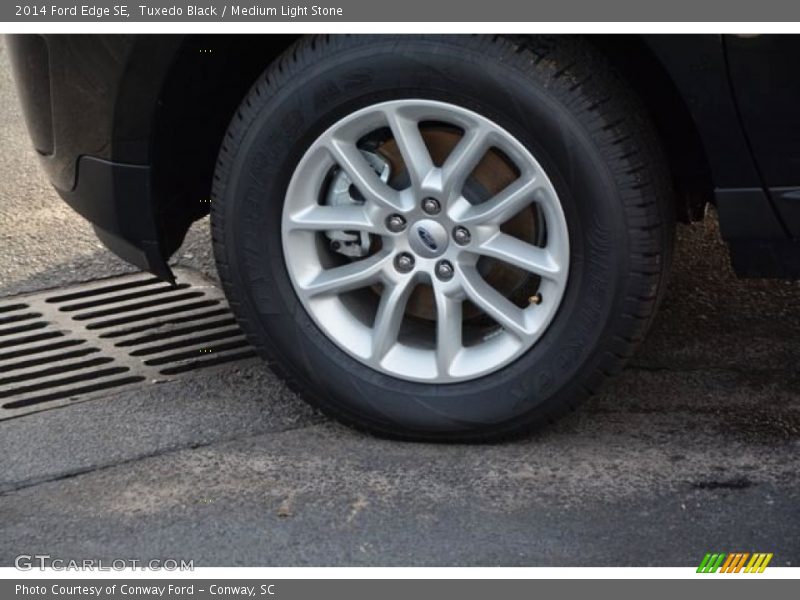Tuxedo Black / Medium Light Stone 2014 Ford Edge SE