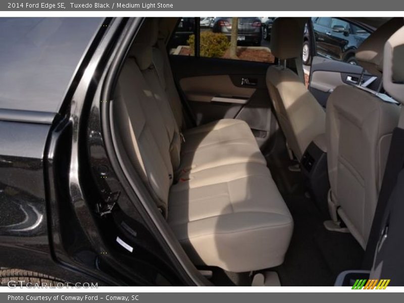 Tuxedo Black / Medium Light Stone 2014 Ford Edge SE