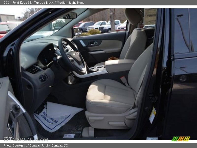 Tuxedo Black / Medium Light Stone 2014 Ford Edge SE