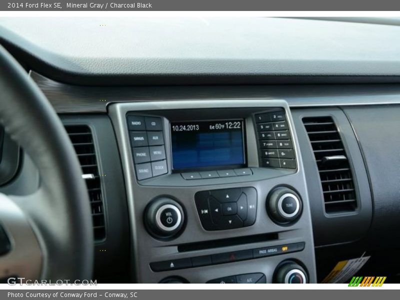 Mineral Gray / Charcoal Black 2014 Ford Flex SE