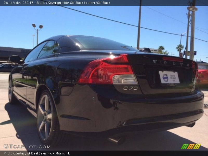 Black / Soverign Hide Off Black Leather/Off Black 2011 Volvo C70 T5