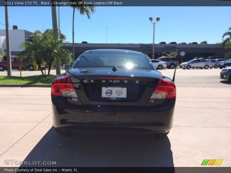Black / Soverign Hide Off Black Leather/Off Black 2011 Volvo C70 T5