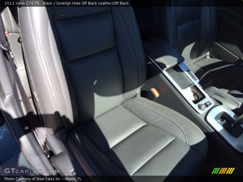 Black / Soverign Hide Off Black Leather/Off Black 2011 Volvo C70 T5