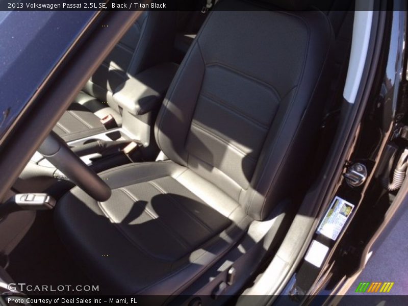 Black / Titan Black 2013 Volkswagen Passat 2.5L SE