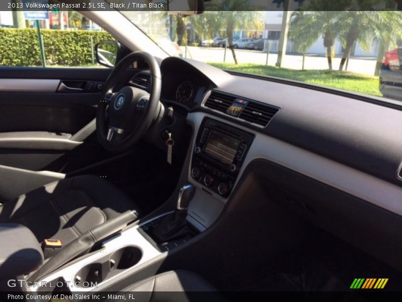 Black / Titan Black 2013 Volkswagen Passat 2.5L SE