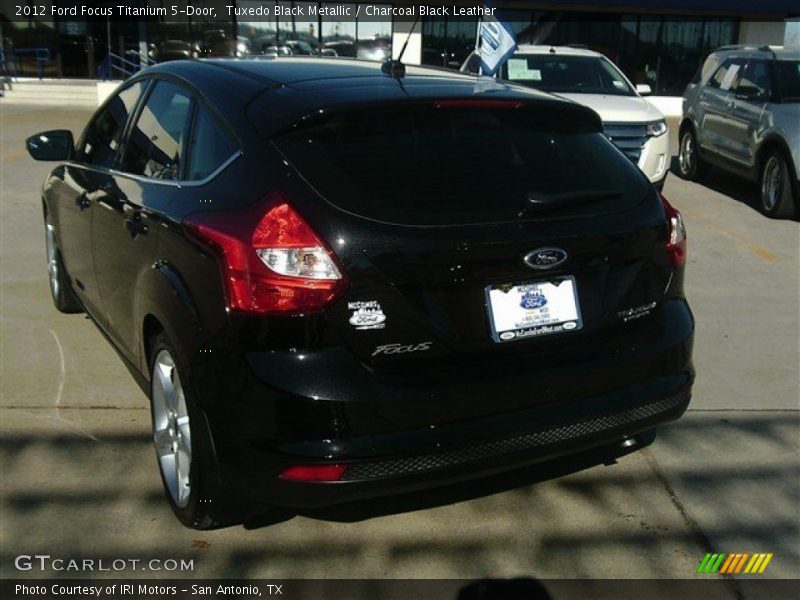 Tuxedo Black Metallic / Charcoal Black Leather 2012 Ford Focus Titanium 5-Door