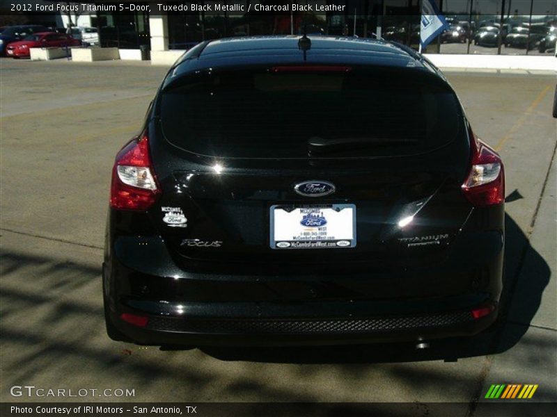 Tuxedo Black Metallic / Charcoal Black Leather 2012 Ford Focus Titanium 5-Door