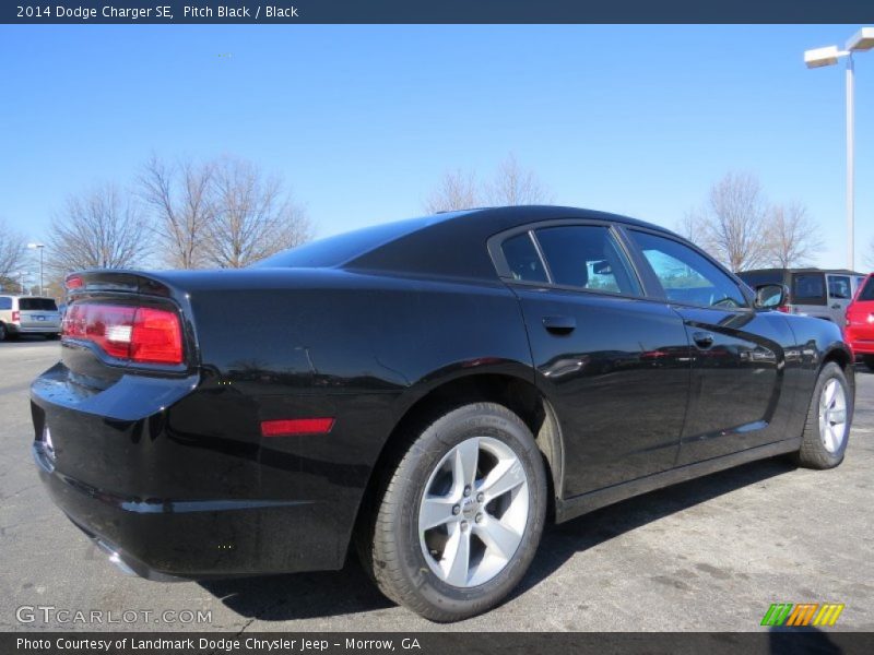 Pitch Black / Black 2014 Dodge Charger SE