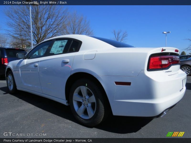 Bright White / Black 2014 Dodge Charger SE
