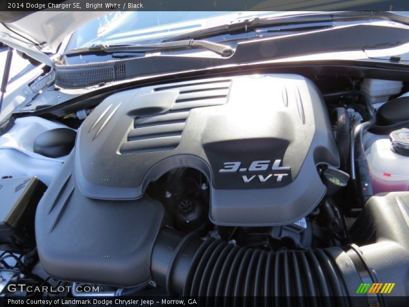 Bright White / Black 2014 Dodge Charger SE