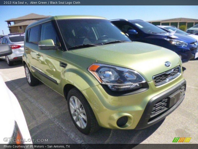 Alien Green / Black Soul Logo Cloth 2013 Kia Soul +