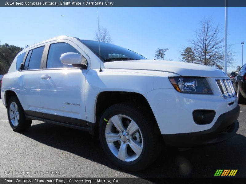Bright White / Dark Slate Gray 2014 Jeep Compass Latitude
