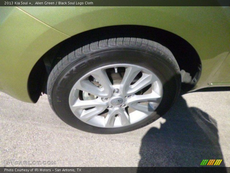 Alien Green / Black Soul Logo Cloth 2013 Kia Soul +