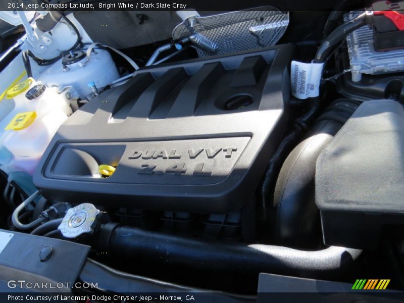 Bright White / Dark Slate Gray 2014 Jeep Compass Latitude