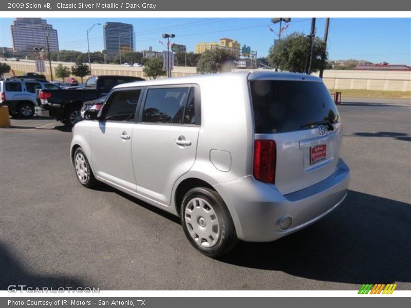 Classic Silver Metallic / Dark Gray 2009 Scion xB