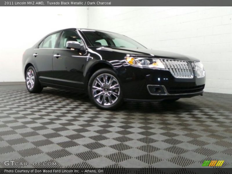 Tuxedo Black Metallic / Dark Charcoal 2011 Lincoln MKZ AWD