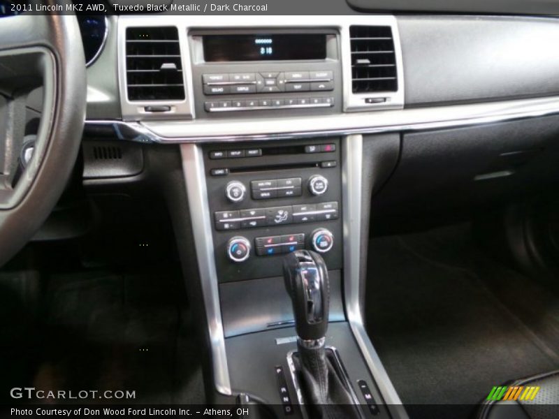 Tuxedo Black Metallic / Dark Charcoal 2011 Lincoln MKZ AWD