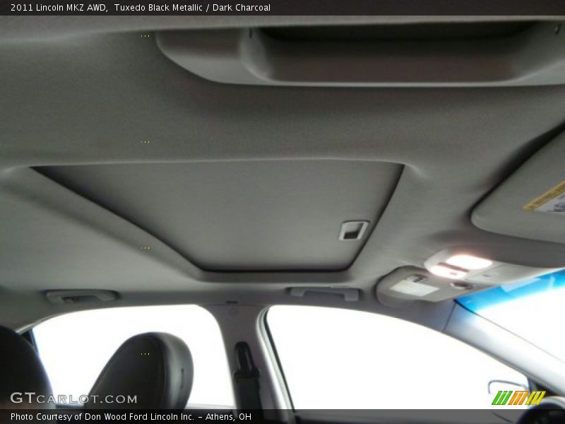 Tuxedo Black Metallic / Dark Charcoal 2011 Lincoln MKZ AWD