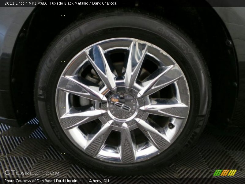 Tuxedo Black Metallic / Dark Charcoal 2011 Lincoln MKZ AWD